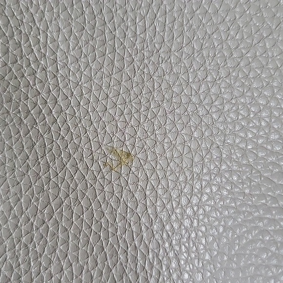 Michael Kors JetSet Chain Legacy Pearl Grey Leather Shoulder Bag - Picture 6 of 9